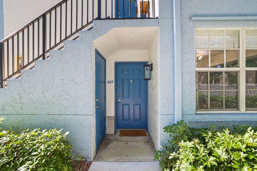 合同活跃: $399,000 (3 贝兹, 3 浴室, 1438 平方英尺)