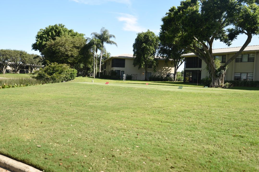 For Sale: $49,000 (2 beds, 2 baths, 1429 Square Feet)