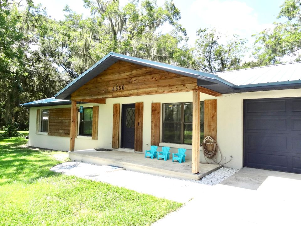 For Sale: $489,000 (3 beds, 2 baths, 1440 Square Feet)