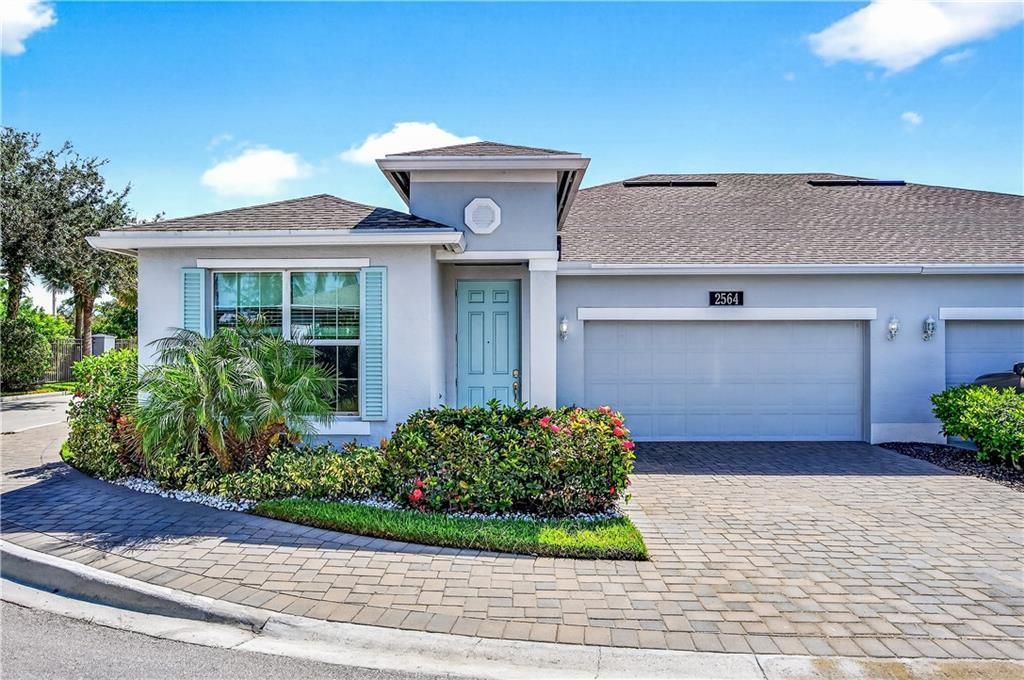 Activo con contrato: $350,000 (3 camas, 2 baños, 1664 Pies cuadrados)