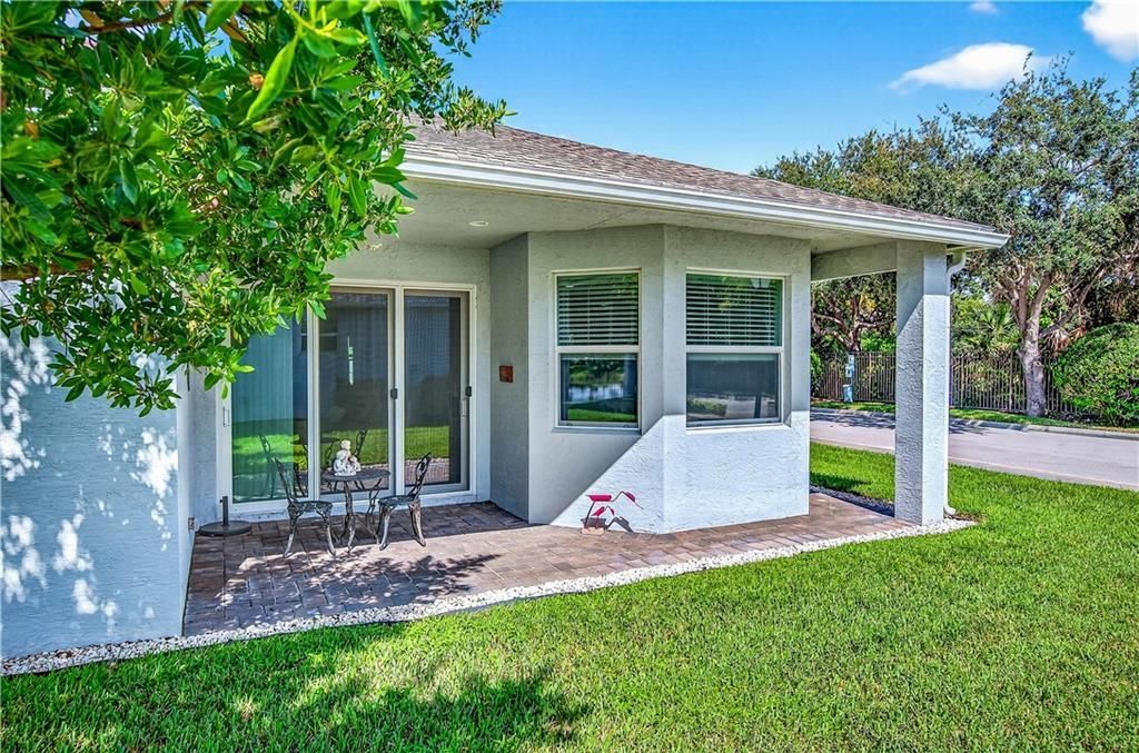 Activo con contrato: $350,000 (3 camas, 2 baños, 1664 Pies cuadrados)