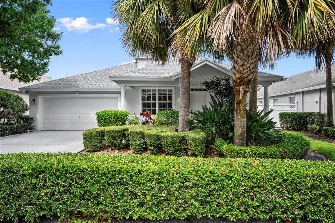 最近租的: $5,550 (4 贝兹, 2 浴室, 2045 平方英尺)