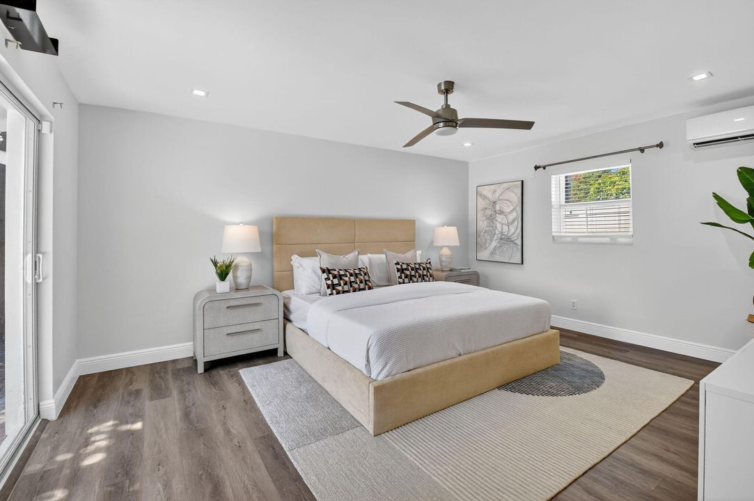 合同活跃: $975,000 (3 贝兹, 2 浴室, 1908 平方英尺)