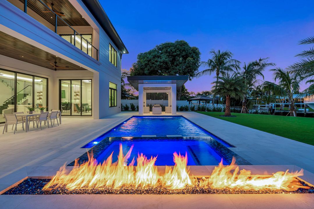 待售: $7,950,000 (5 贝兹, 5 浴室, 5686 平方英尺)