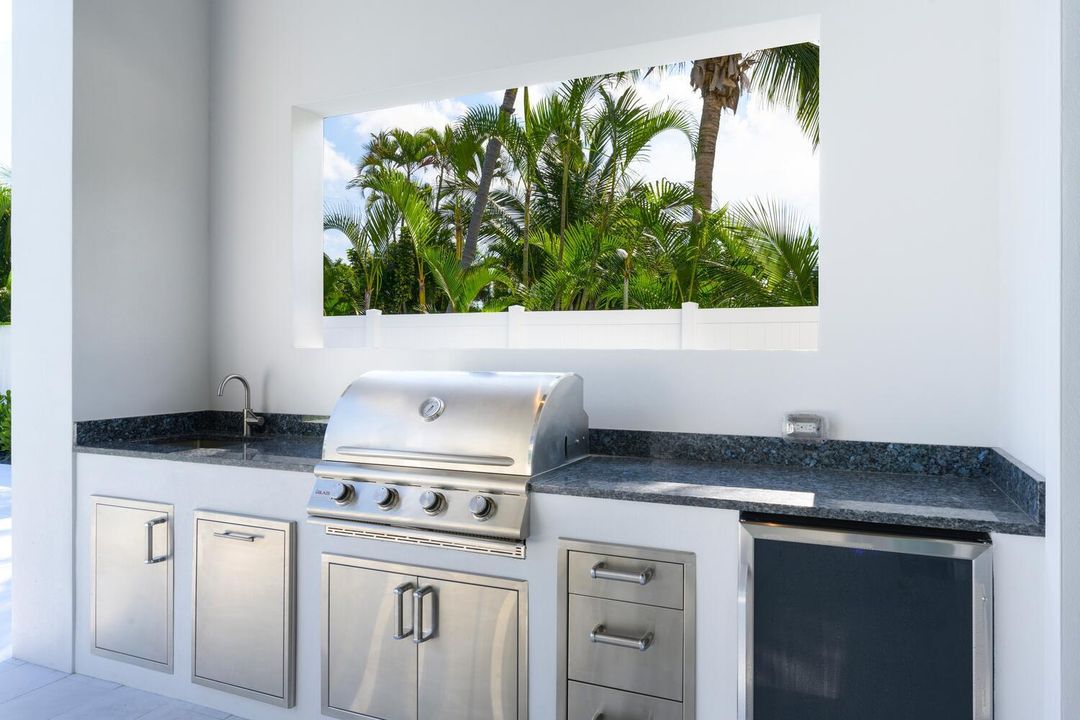 待售: $7,950,000 (5 贝兹, 5 浴室, 5686 平方英尺)