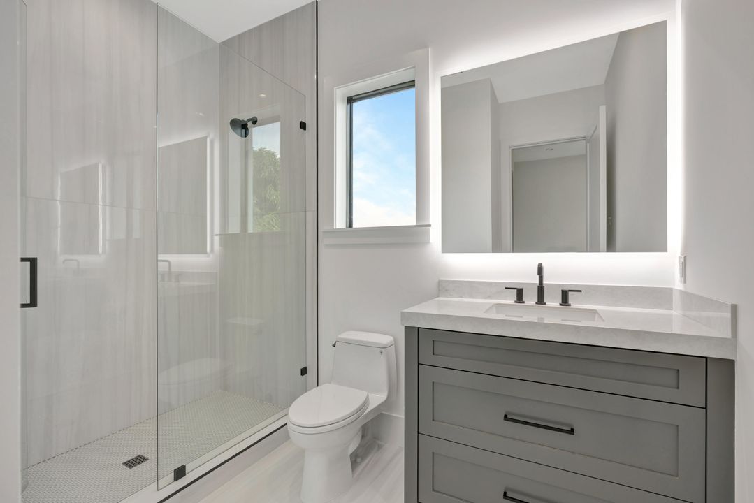 待售: $7,950,000 (5 贝兹, 5 浴室, 5686 平方英尺)