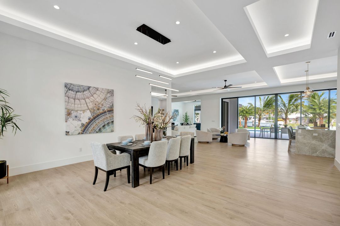 待售: $7,950,000 (5 贝兹, 5 浴室, 5686 平方英尺)