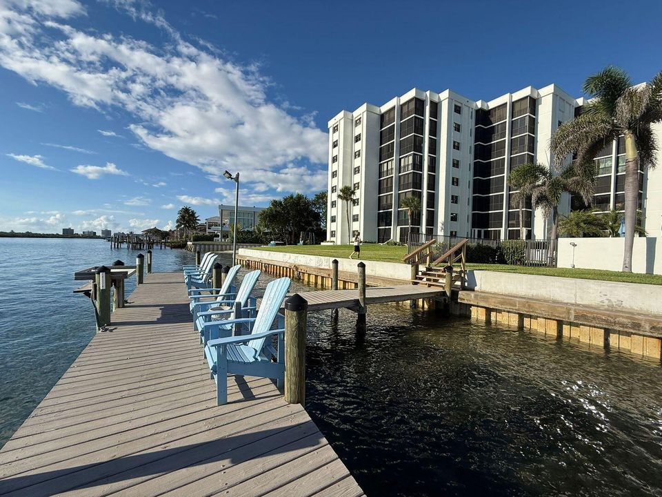 Recently Rented: $6,500 (2 beds, 2 baths, 1639 Square Feet)