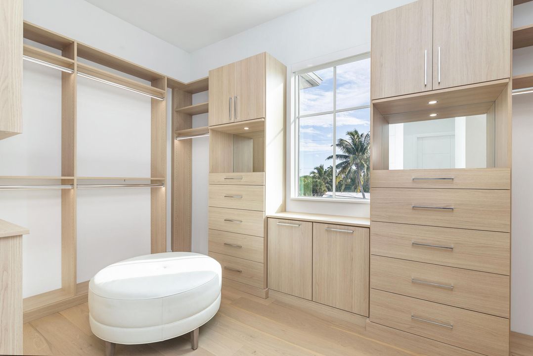 For Rent: $37,000 (4 beds, 4 baths, 4852 Square Feet)