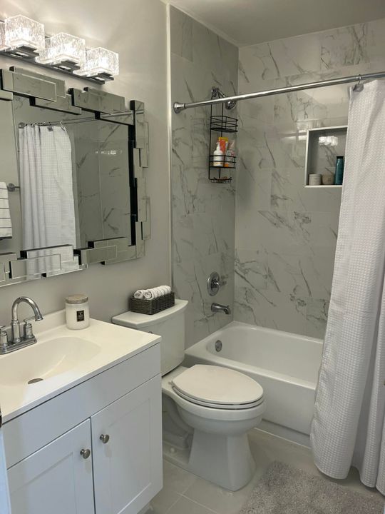 Под контрактом: $7,000 (3 спален, 2 ванн, 1638 Квадратных фут)