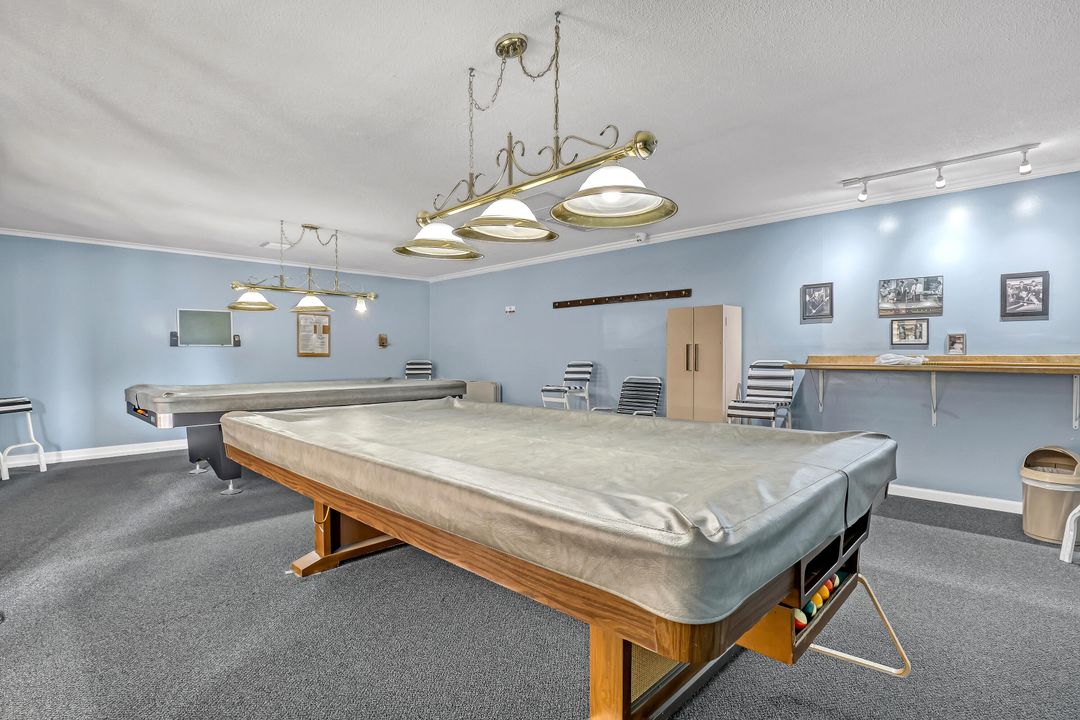 Active With Contract: $95,000 (2 beds, 1 baths, 894 Square Feet)