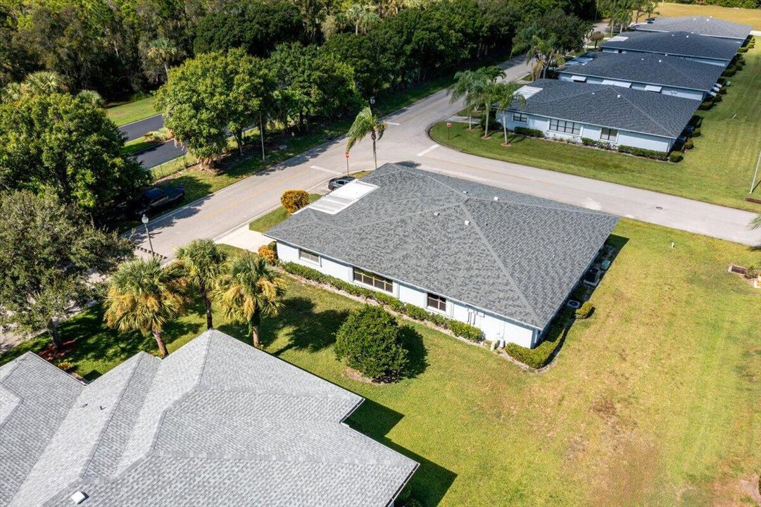 For Sale: $219,900 (2 beds, 2 baths, 1409 Square Feet)