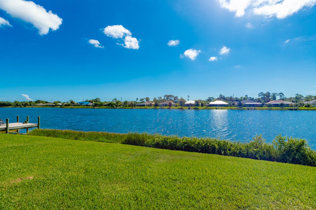 For Sale: $699,900 (4 beds, 3 baths, 2649 Square Feet)