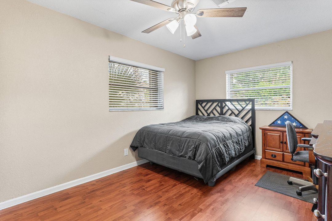 合同活跃: $970,000 (4 贝兹, 2 浴室, 2169 平方英尺)