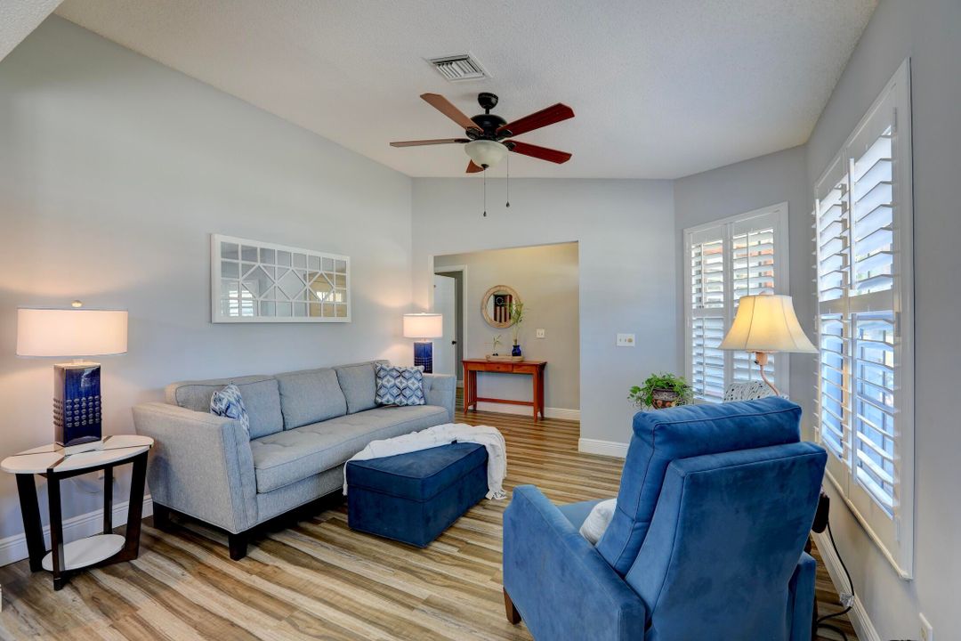 Active With Contract: $355,000 (2 beds, 2 baths, 1516 Square Feet)