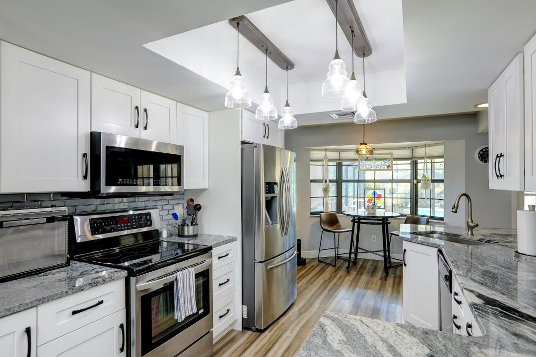 Active With Contract: $355,000 (2 beds, 2 baths, 1516 Square Feet)