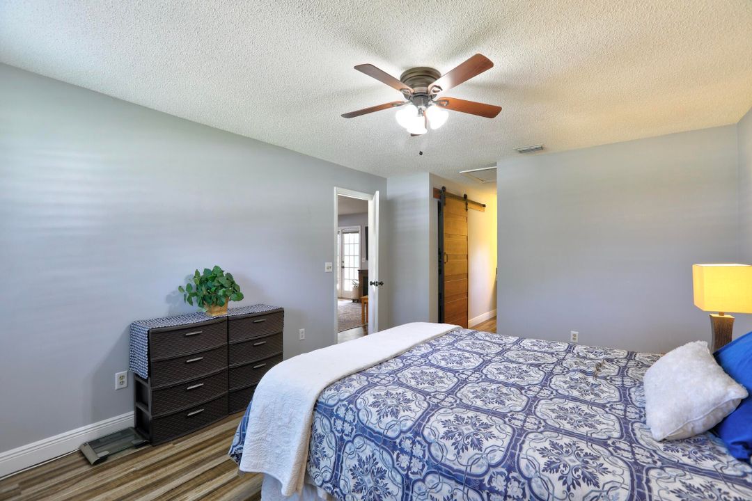 Active With Contract: $355,000 (2 beds, 2 baths, 1516 Square Feet)