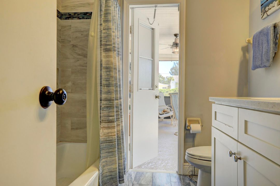 Active With Contract: $355,000 (2 beds, 2 baths, 1516 Square Feet)