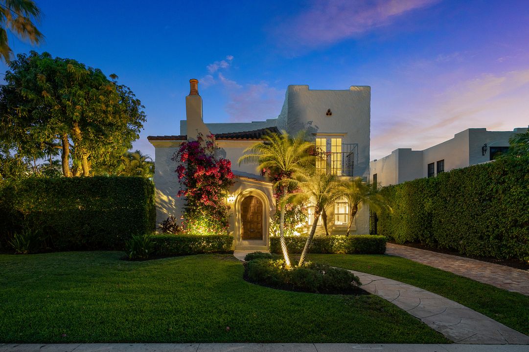 For Rent: $24,000 (3 beds, 2 baths, 2576 Square Feet)