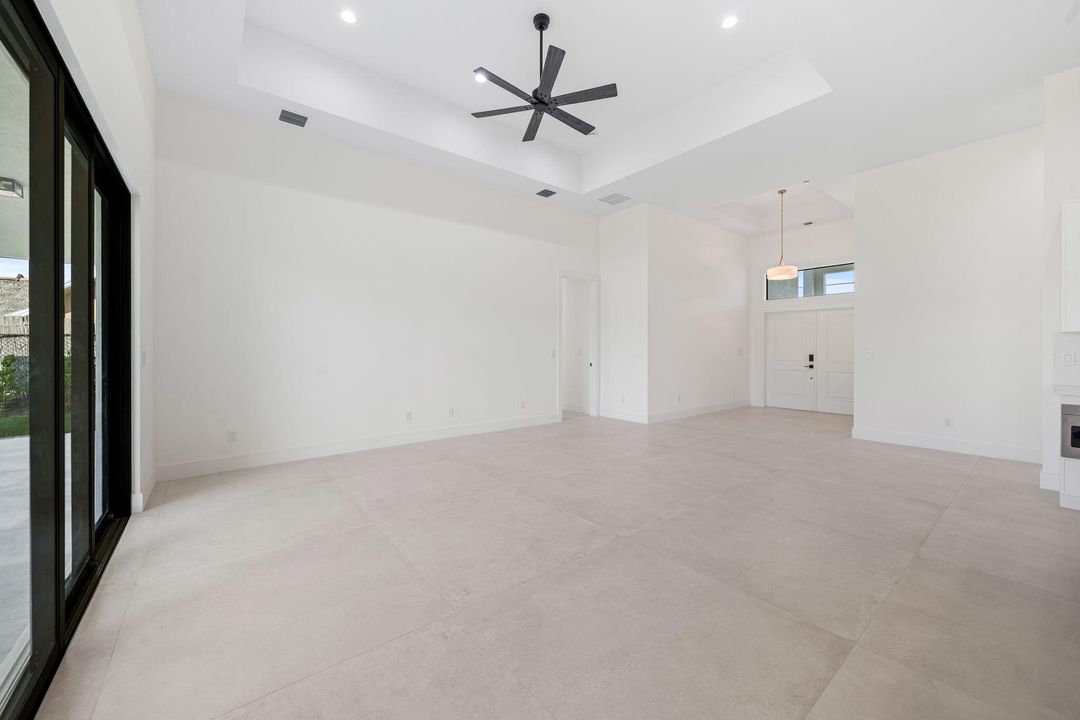 For Sale: $799,000 (4 beds, 3 baths, 2460 Square Feet)