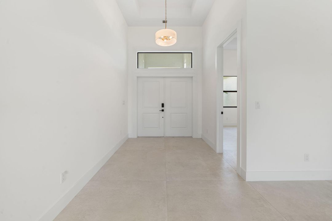 For Sale: $799,000 (4 beds, 3 baths, 2460 Square Feet)