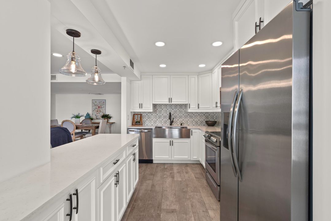 Activo con contrato: $865,000 (2 camas, 2 baños, 1300 Pies cuadrados)