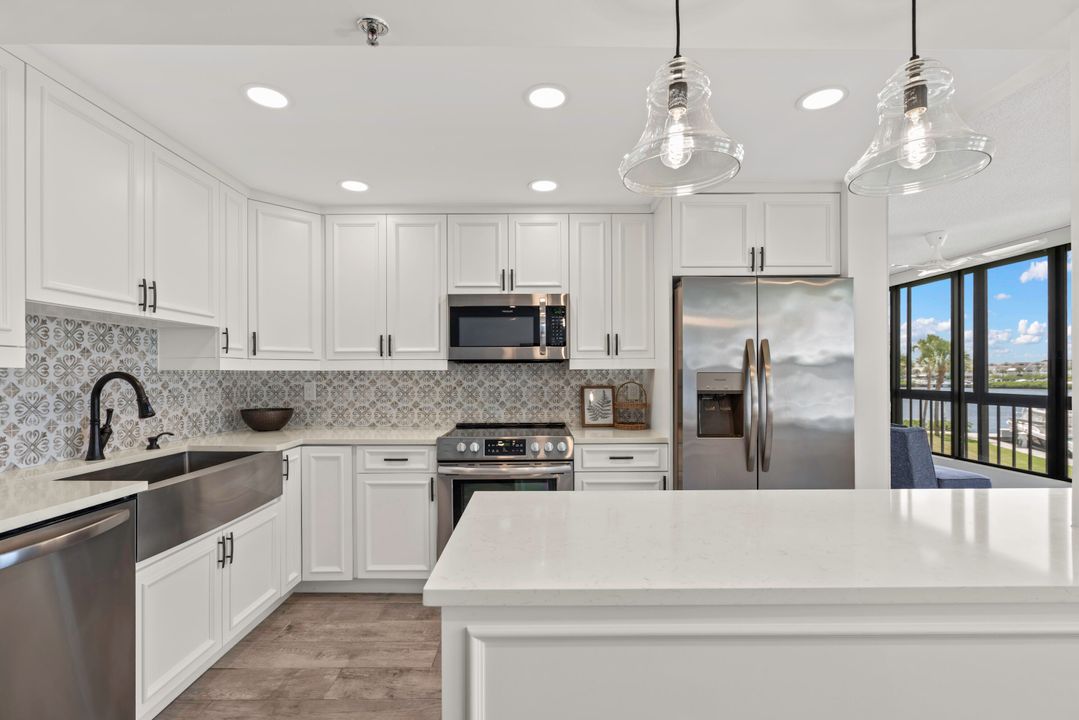 Activo con contrato: $865,000 (2 camas, 2 baños, 1300 Pies cuadrados)