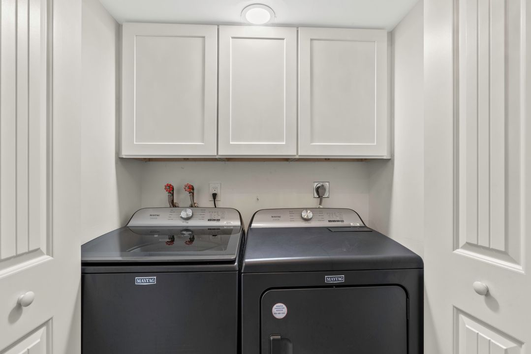 Activo con contrato: $865,000 (2 camas, 2 baños, 1300 Pies cuadrados)