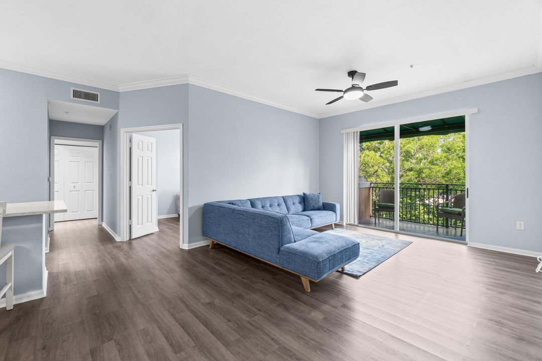 合同活跃: $3,200 (3 贝兹, 2 浴室, 1479 平方英尺)