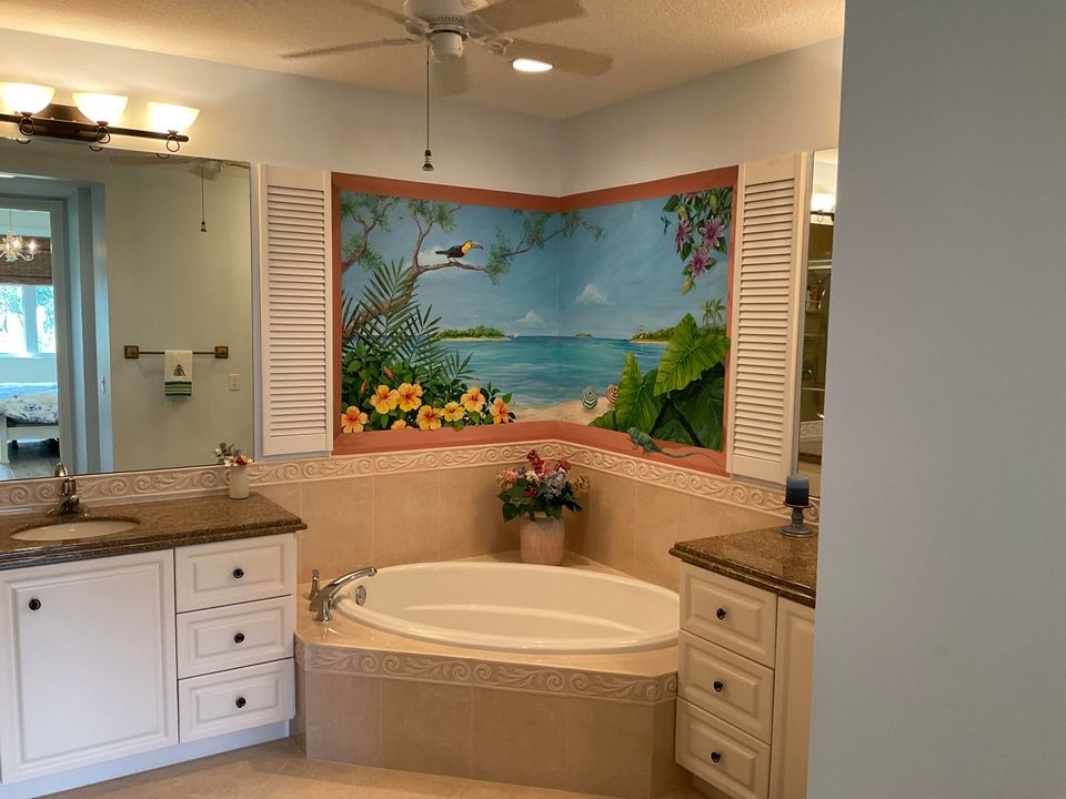 For Sale: $419,000 (2 beds, 2 baths, 1989 Square Feet)