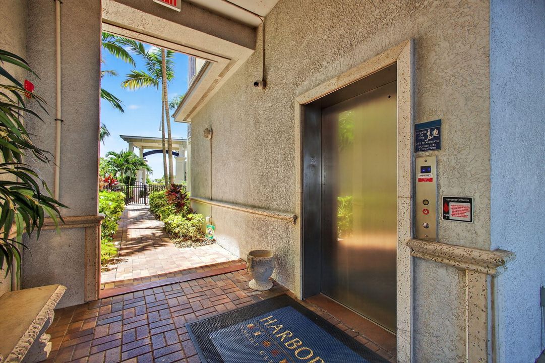 For Rent: $6,500 (3 beds, 2 baths, 1391 Square Feet)