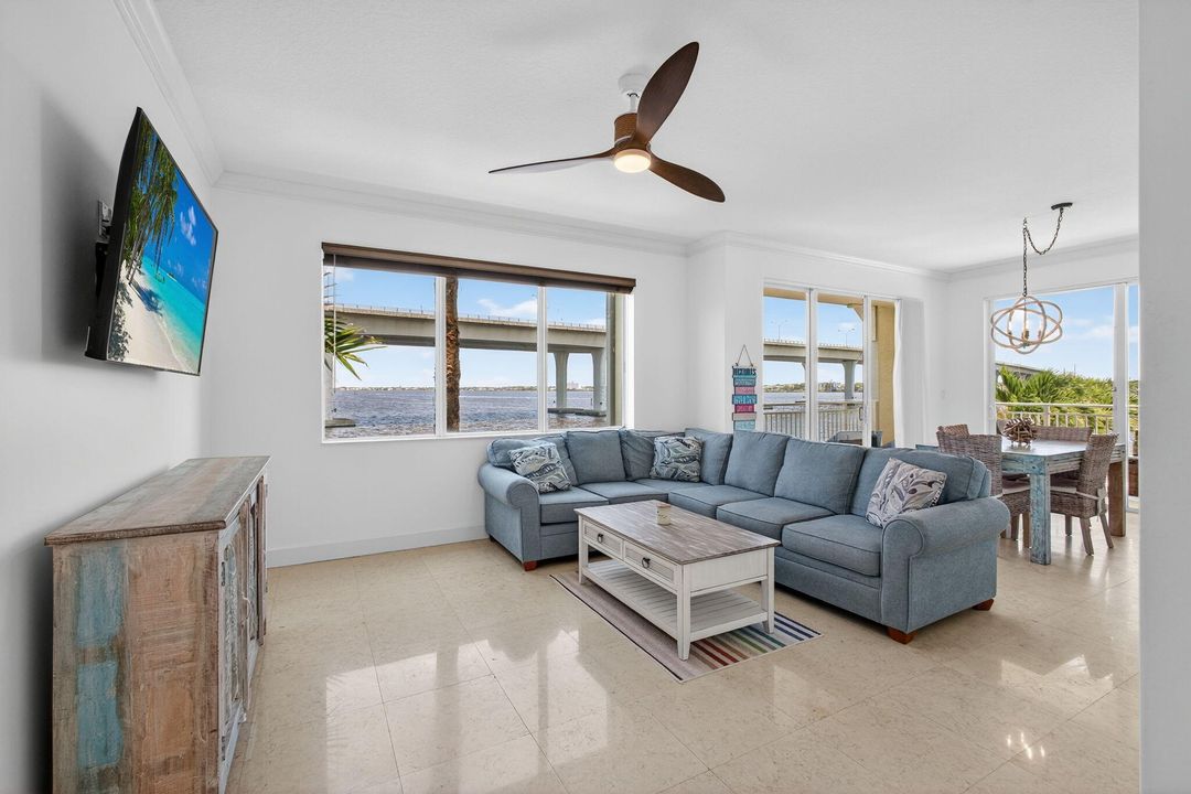 For Rent: $6,500 (3 beds, 2 baths, 1391 Square Feet)