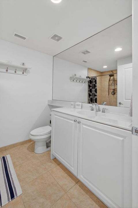 For Rent: $6,500 (3 beds, 2 baths, 1391 Square Feet)