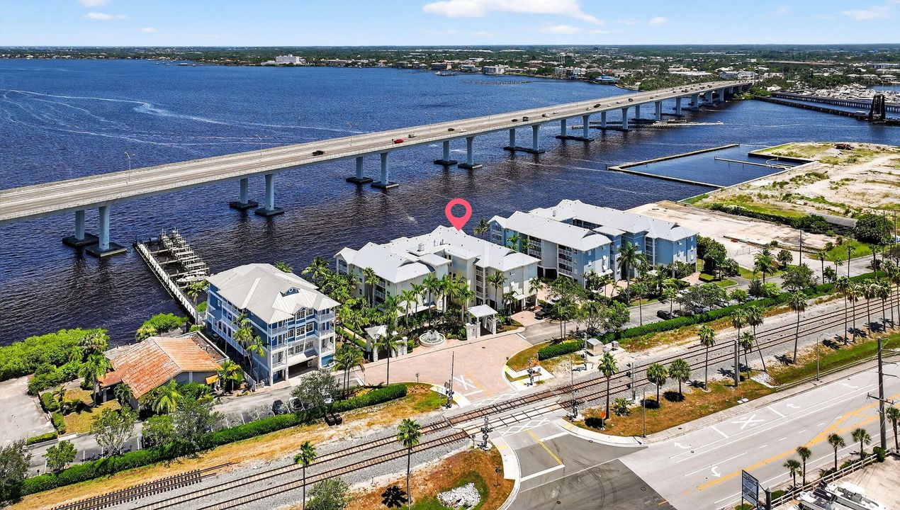 For Rent: $6,500 (3 beds, 2 baths, 1391 Square Feet)