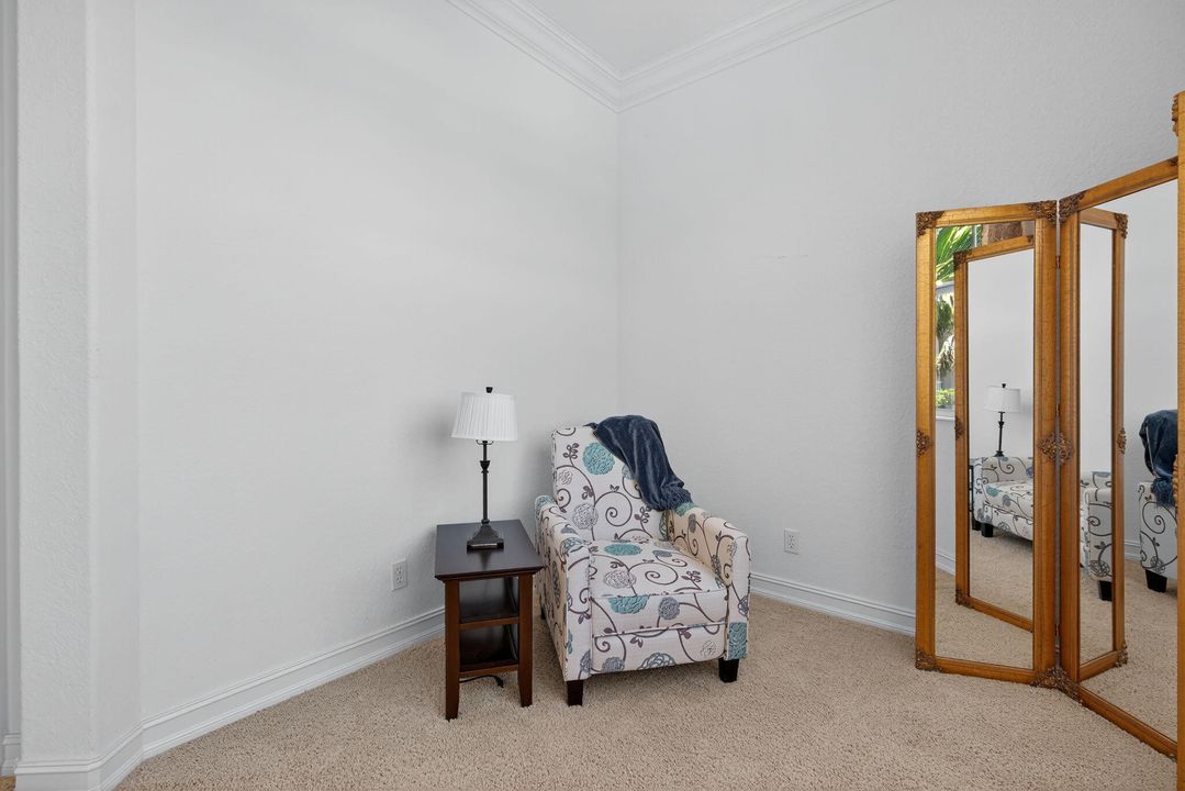 Activo con contrato: $8,500 (3 camas, 2 baños, 3008 Pies cuadrados)