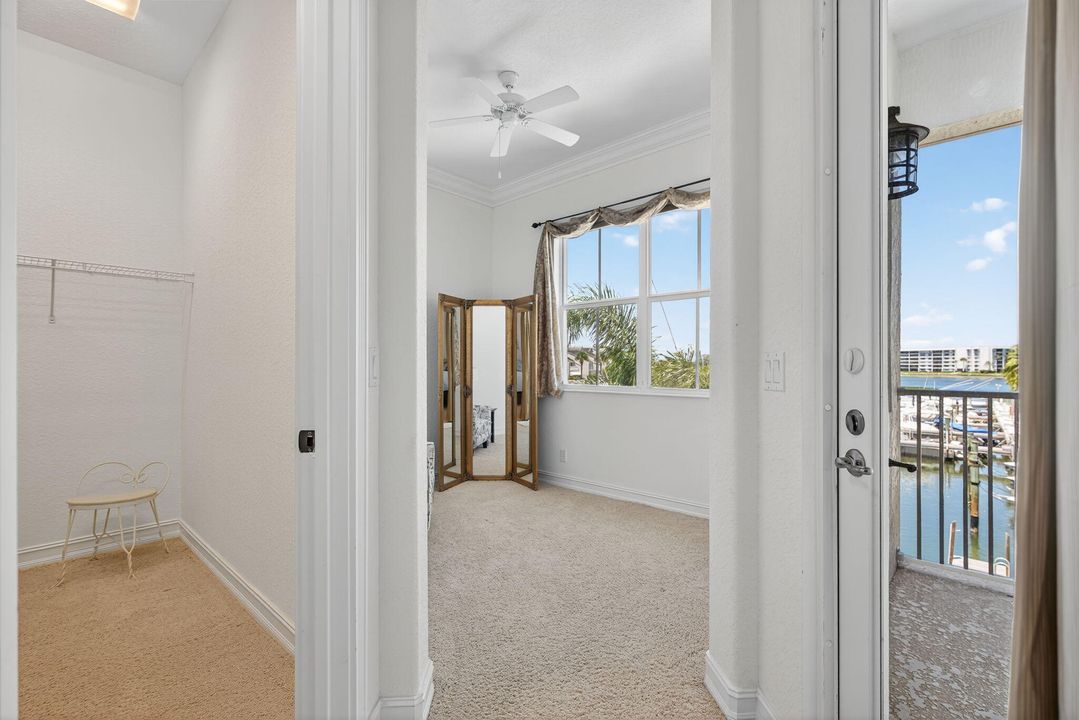 Activo con contrato: $8,500 (3 camas, 2 baños, 3008 Pies cuadrados)