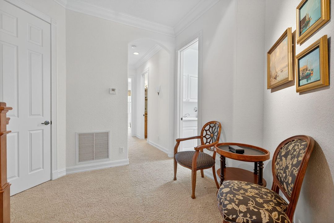 Activo con contrato: $8,500 (3 camas, 2 baños, 3008 Pies cuadrados)