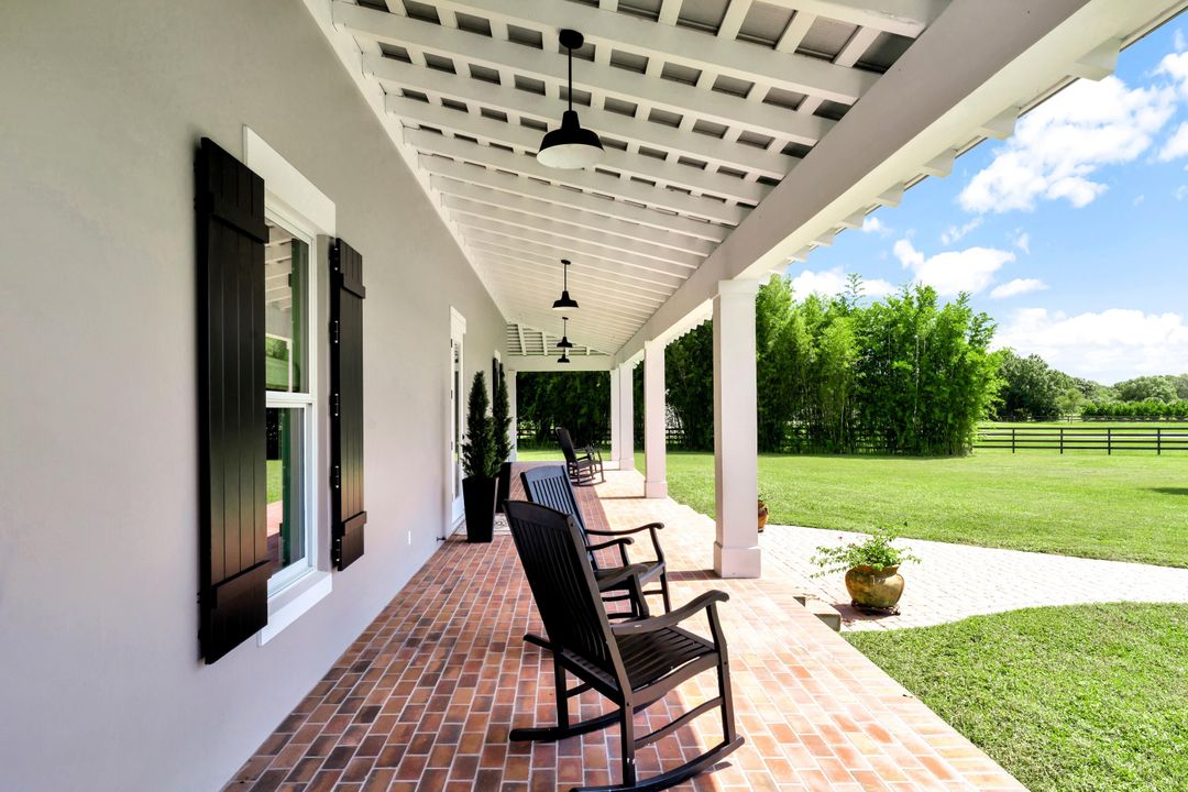 For Sale: $2,095,000 (4 beds, 3 baths, 4290 Square Feet)