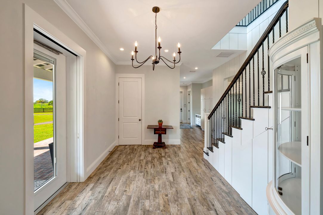 For Sale: $2,095,000 (4 beds, 3 baths, 4290 Square Feet)