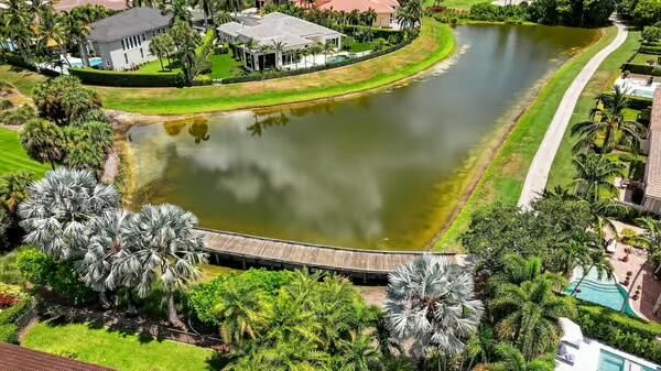 Active With Contract: $2,450,000 (3 beds, 4 baths, 3433 Square Feet)