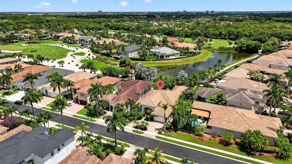 Active With Contract: $2,450,000 (3 beds, 4 baths, 3433 Square Feet)