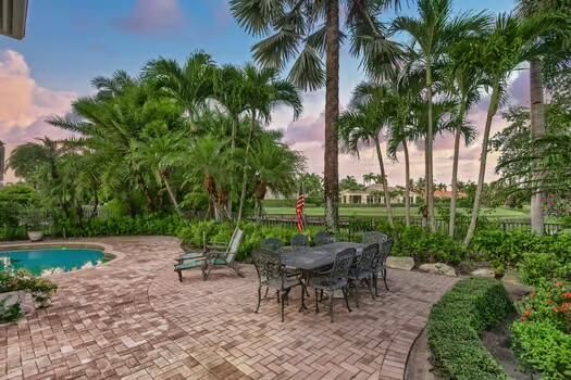 Active With Contract: $2,450,000 (3 beds, 4 baths, 3433 Square Feet)