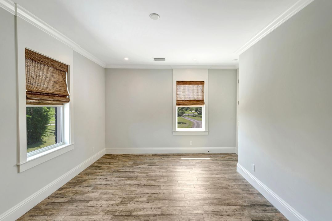 For Sale: $2,095,000 (4 beds, 3 baths, 4290 Square Feet)