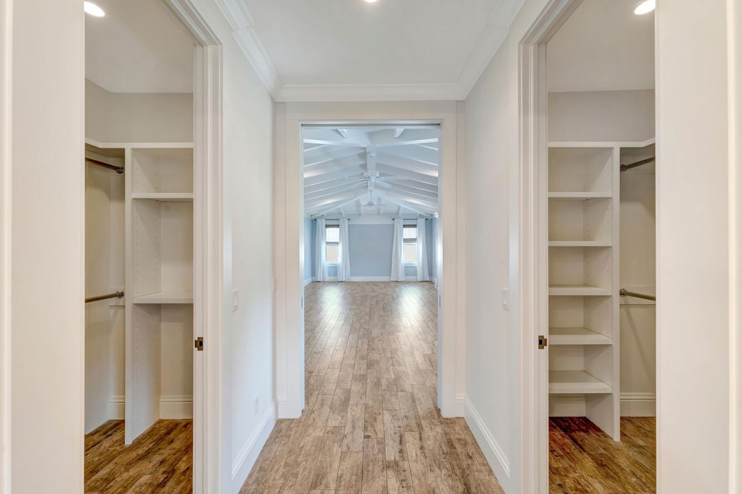 For Sale: $2,095,000 (4 beds, 3 baths, 4290 Square Feet)