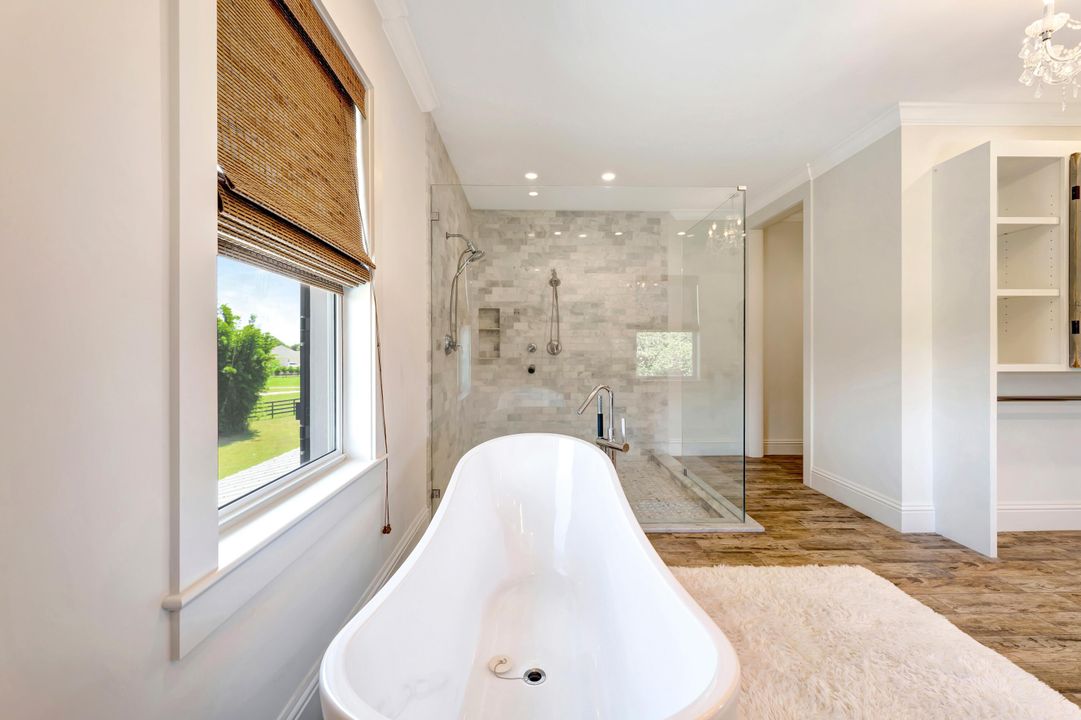 For Sale: $2,095,000 (4 beds, 3 baths, 4290 Square Feet)