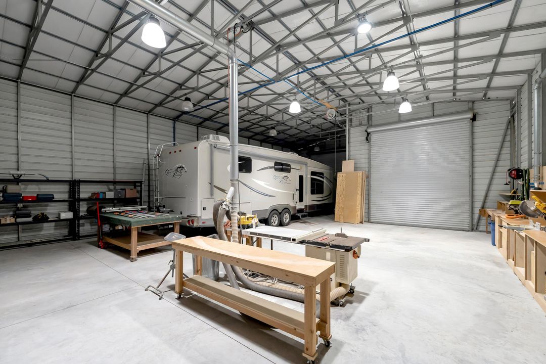 For Sale: $2,095,000 (4 beds, 3 baths, 4290 Square Feet)