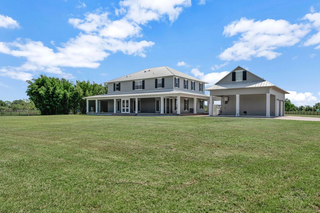 For Sale: $2,095,000 (4 beds, 3 baths, 4290 Square Feet)