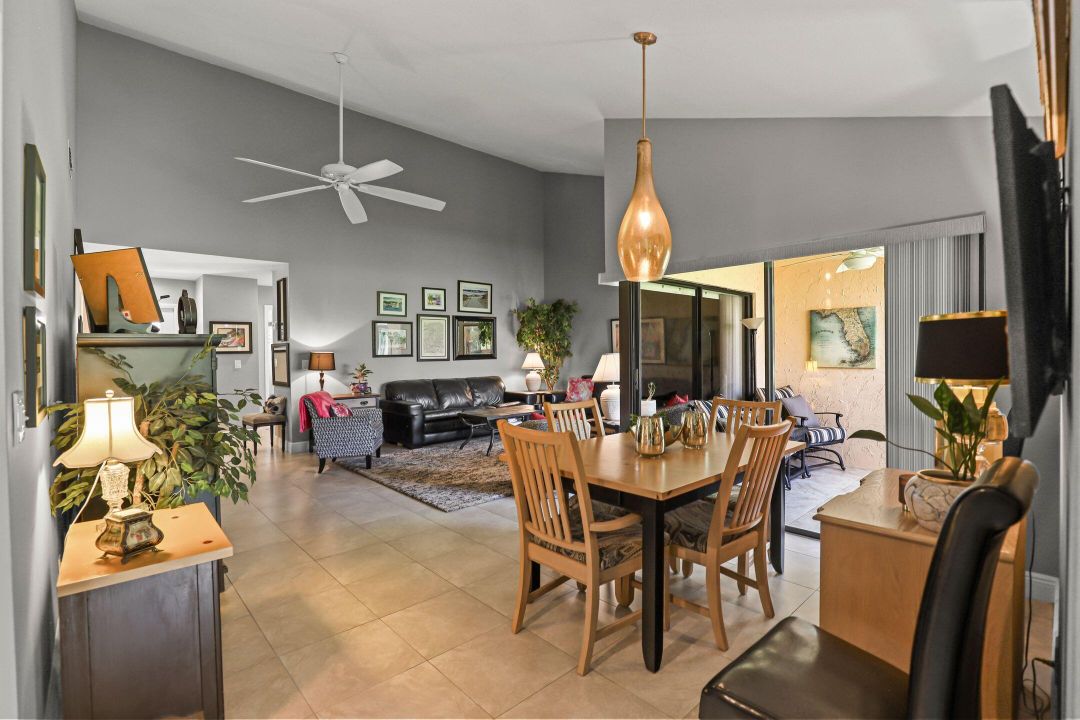 Activo con contrato: $319,900 (2 camas, 2 baños, 1331 Pies cuadrados)