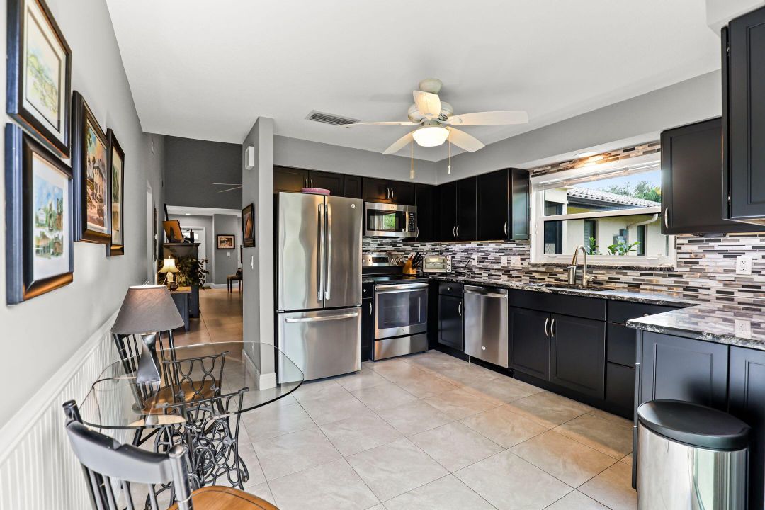 Activo con contrato: $319,900 (2 camas, 2 baños, 1331 Pies cuadrados)