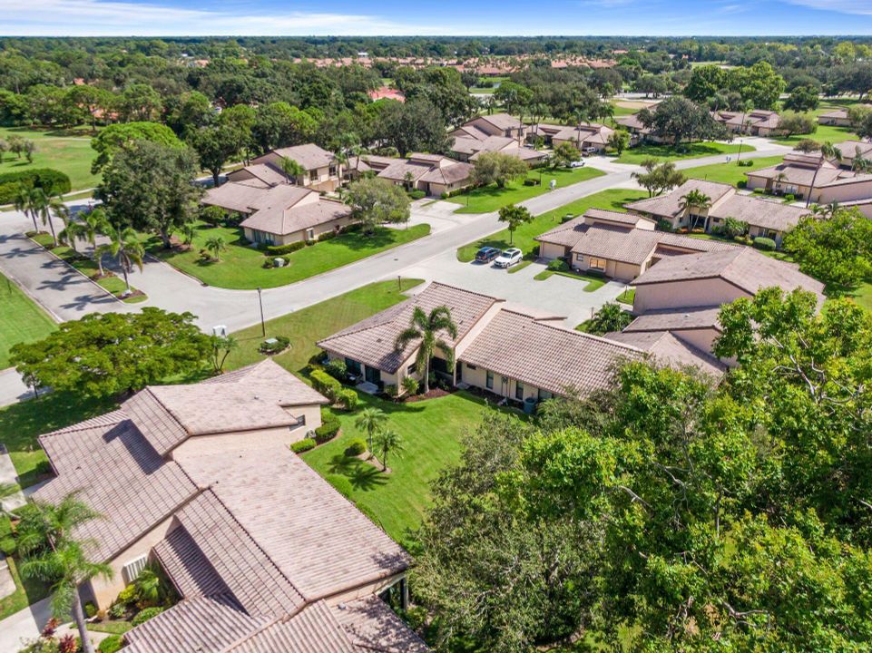 Activo con contrato: $319,900 (2 camas, 2 baños, 1331 Pies cuadrados)